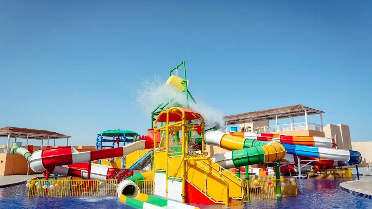 الفندق الباتروس فيتا ريزورت - بورتوفينو - مرسى علم